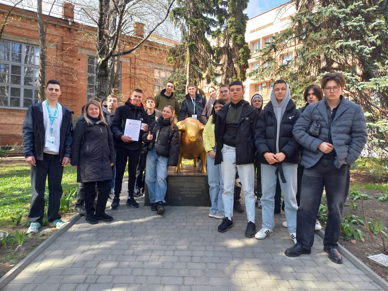 Детальніше про статтю Студенти коледжу – активні учасники тижня  інженерно-технологічного факультету ПДАУ!