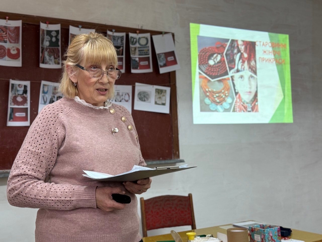 Ви зараз переглядаєте Не просто краса: що розповідають старовинні українські прикраси