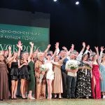 Випускники коледжу крокують у майбутнє з енергією молодості та незламним духом